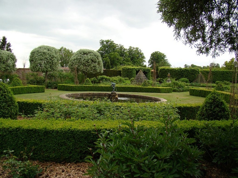 'Castle Howard Rose Garden'  photo