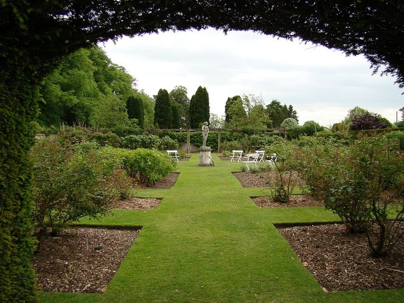 'Castle Howard Rose Garden'  photo