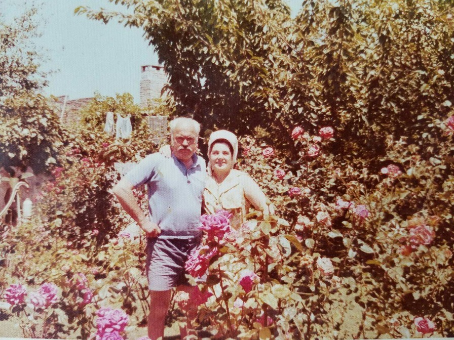 'Mariano Saviello & Nilo Sánchez Rose Garden'  photo