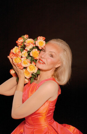 'Julie Newmar ™' rose photo