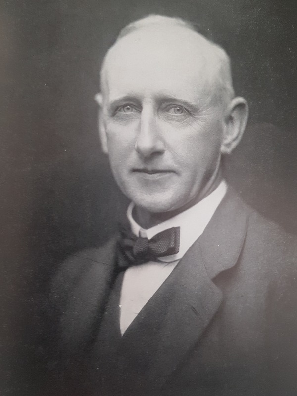 'Williams, Dr. A.H.'  photo