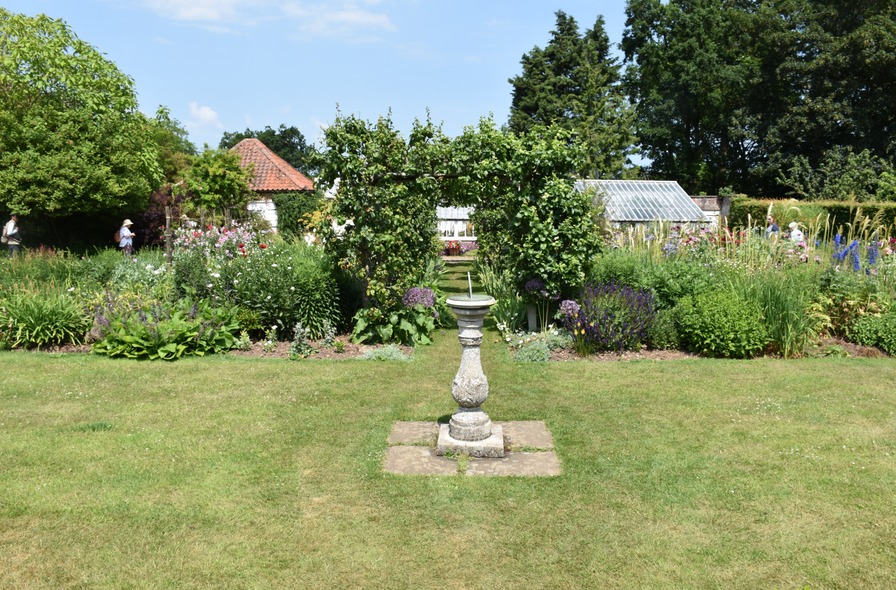 'Gunby Estate Gardens'  photo