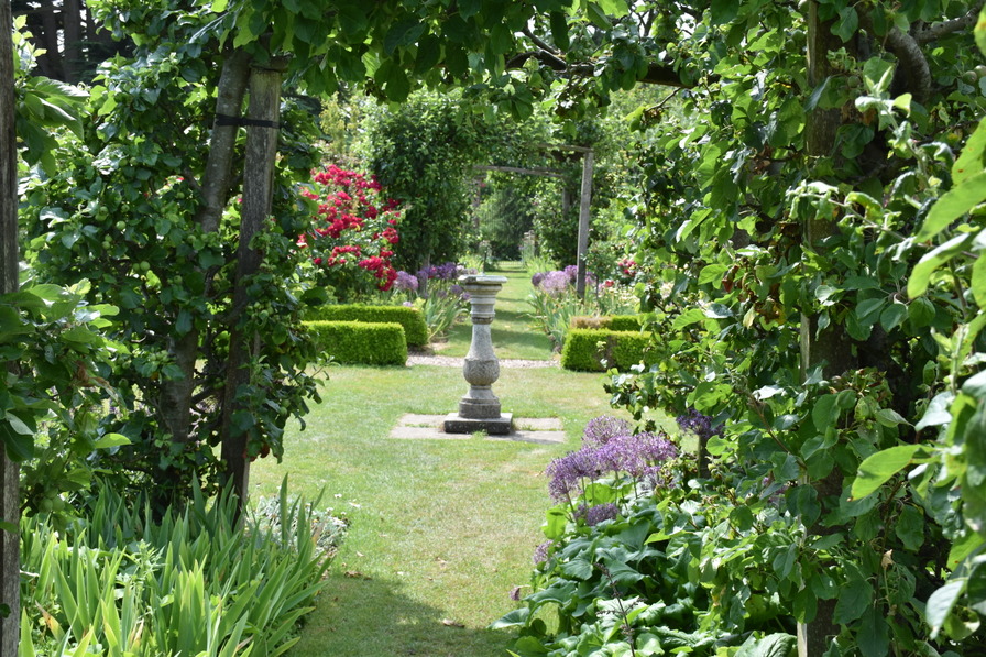 'Gunby Estate Gardens'  photo